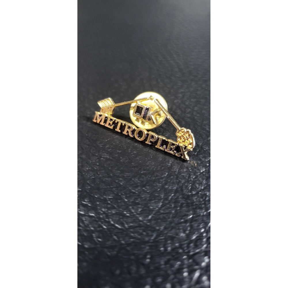 Vintage 90s Y2k Broken Arrow Metro Oklahoma Lapel Pin Hat Pin Tie Tack Collectib
